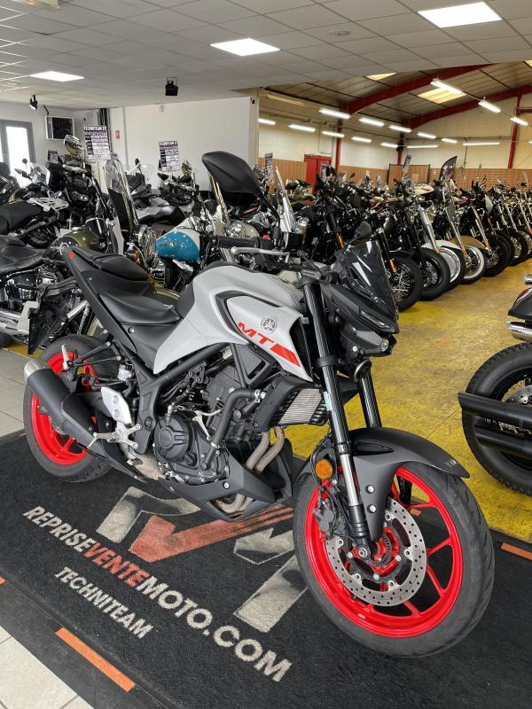 Yamaha MT 03 REP.ECH.POSS 4 299