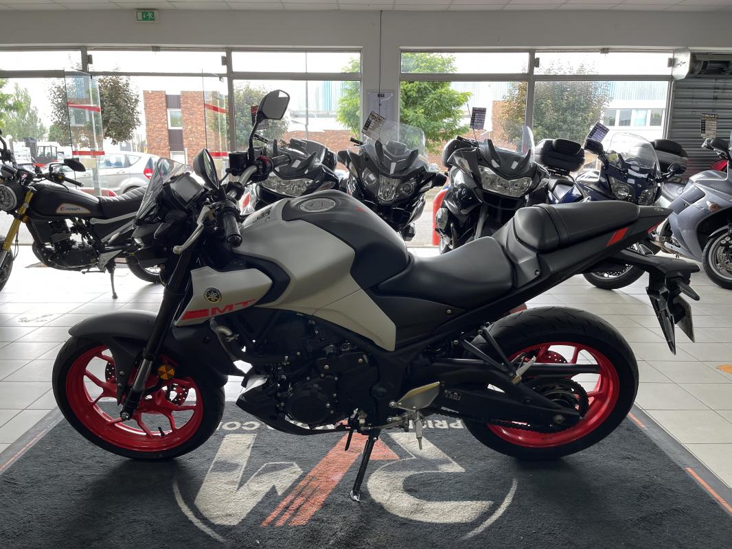 Yamaha MT 03 REP.ECH.POSS 4 299