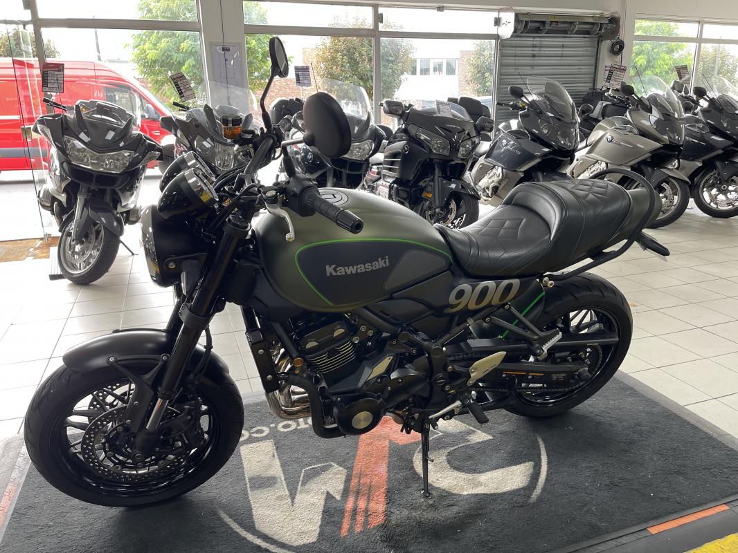 Kawasaki Z 900 RS REP.ECH.POSS 7 899