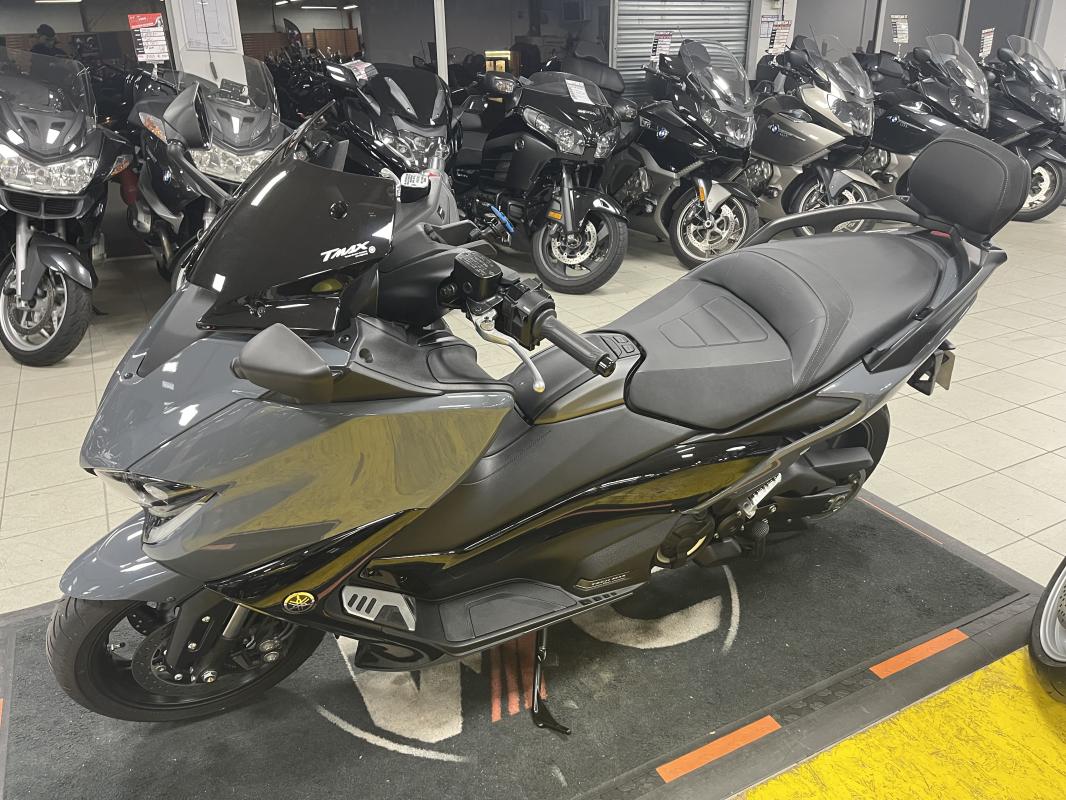 Yamaha TMAX 560 TECH MAX REP.ECH.POSS 10 299