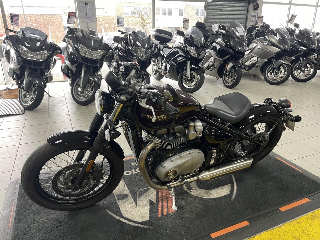 Triumph 1200 BOBBER REP.ECH.POSS 7 999