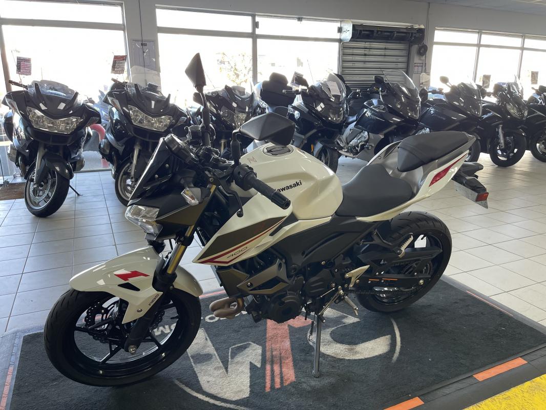 Kawasaki Z 400 REP.ECH.POSS 4 199