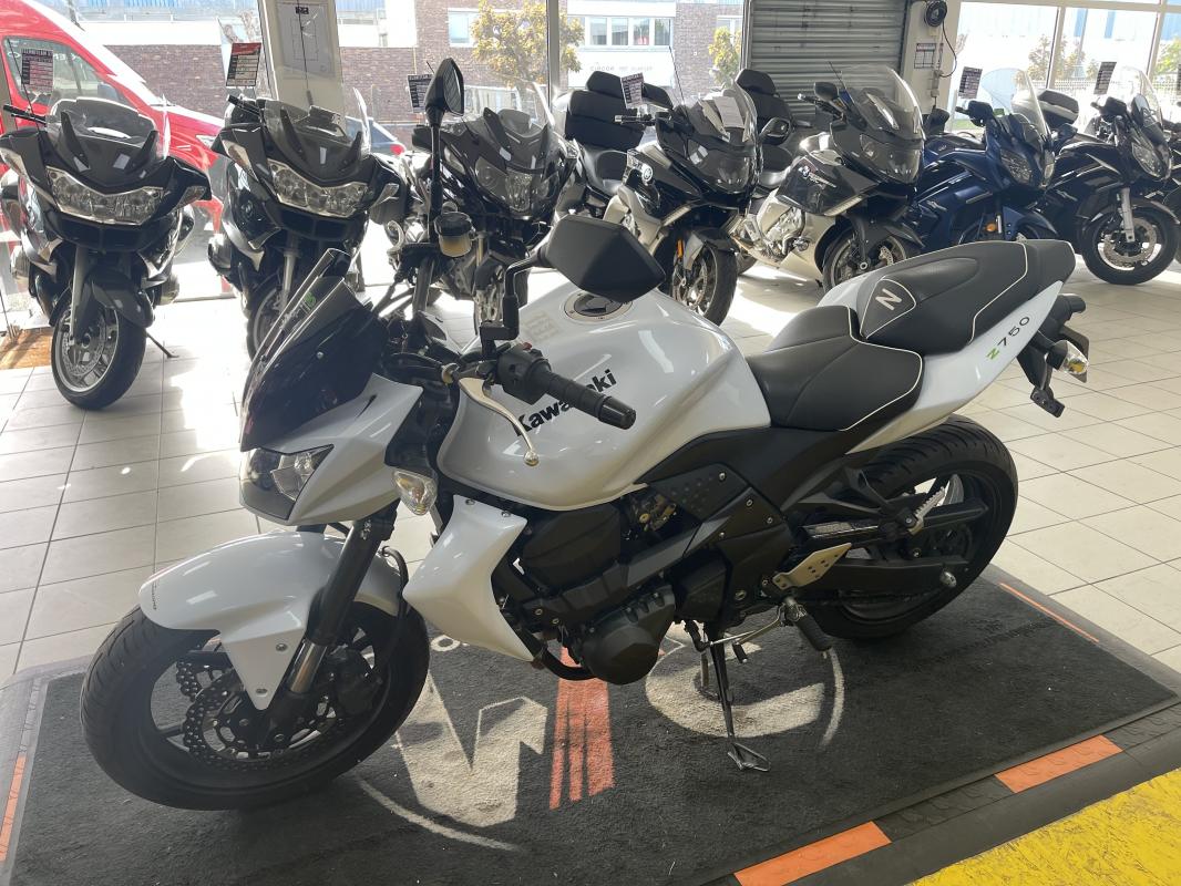 Kawasaki Z750 REP.ECH.POSS 4 999