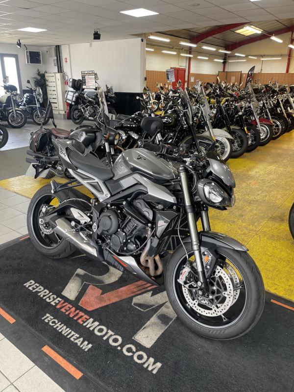 Triumph 765 STREET TRIPLE RS REP.ECH.POSS 9 999