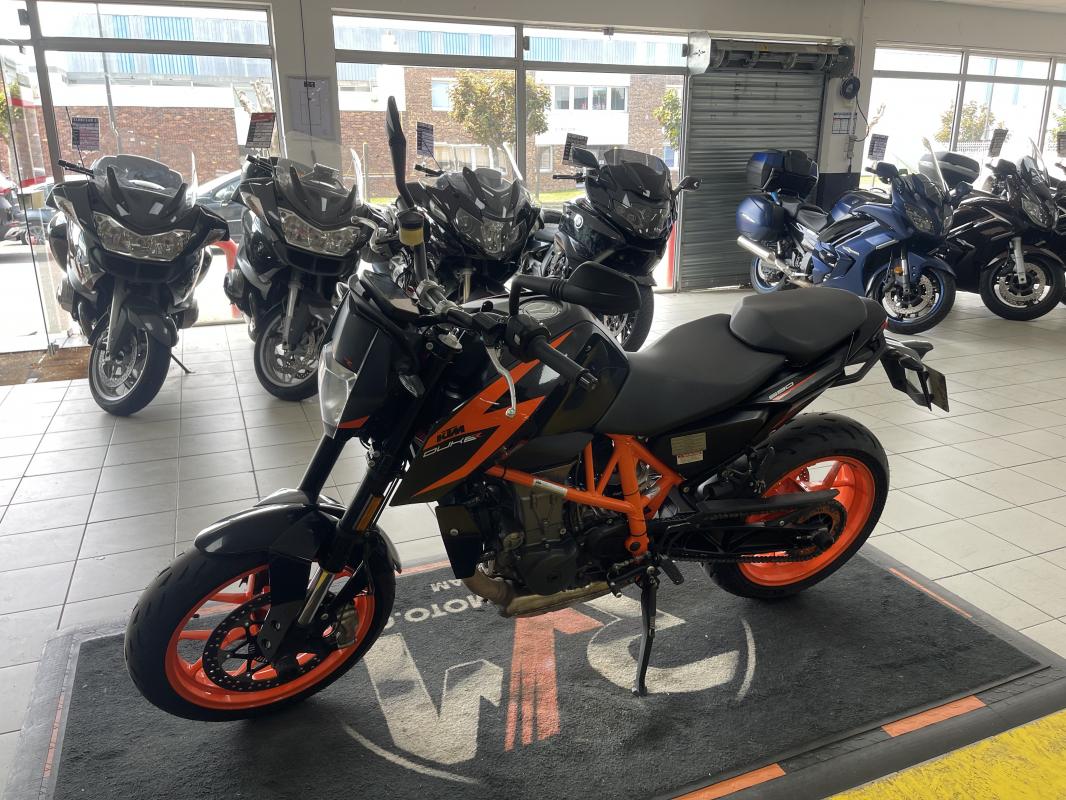 KTM 690 DUKE R REP.ECH.POSS 6 299