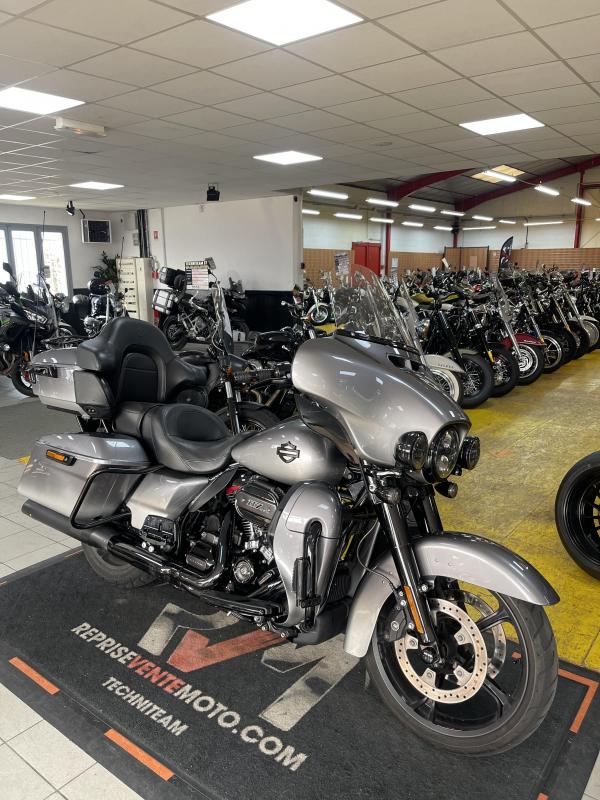 Harley Davidson ELECTRA CVO LIMITED MILWAUKEE EIGHT REP.ECH.POSS 23 999