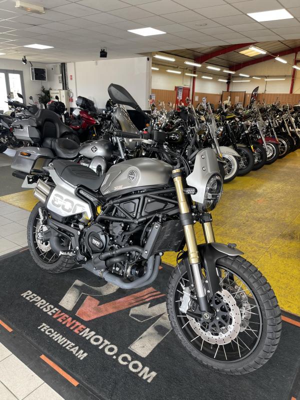Benelli LEONCINO 800 T REP.ECH.POSS 5 599