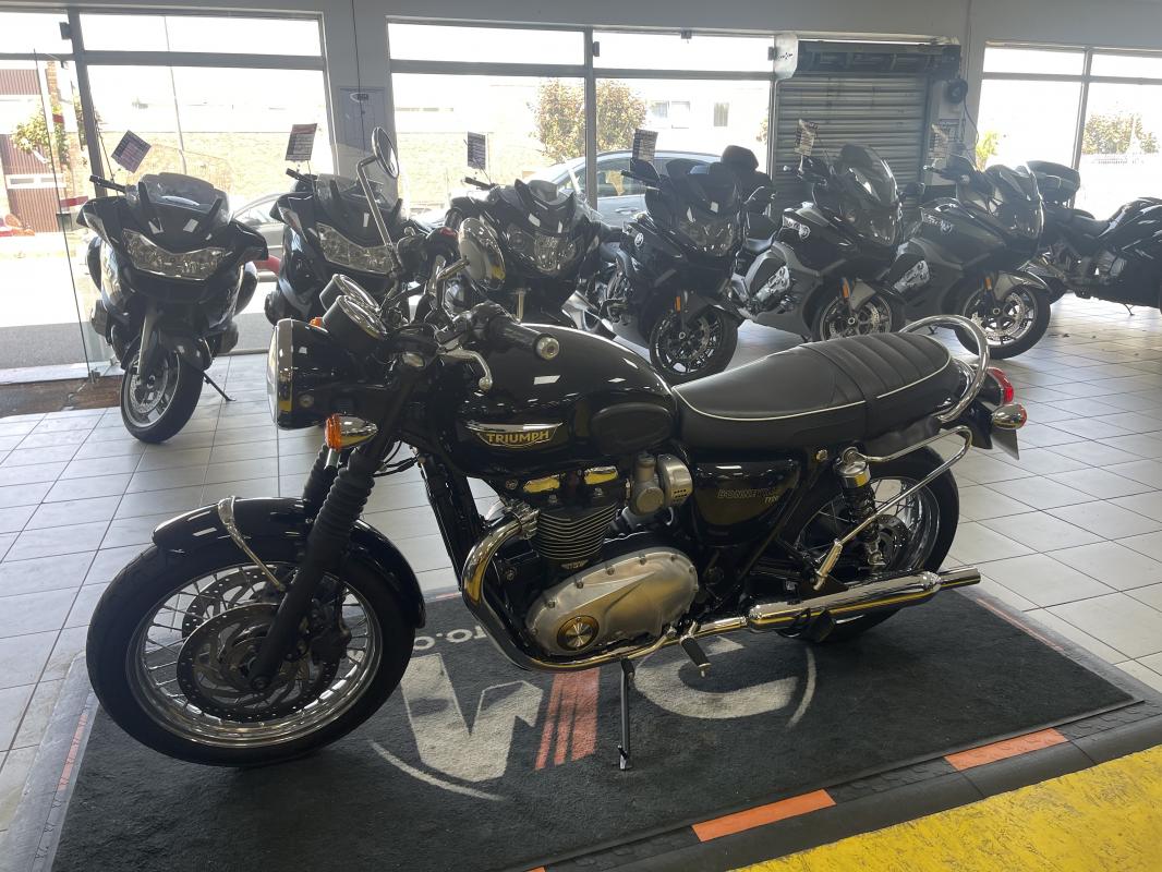 Triumph T 120 REP.ECH.POSS 7 599