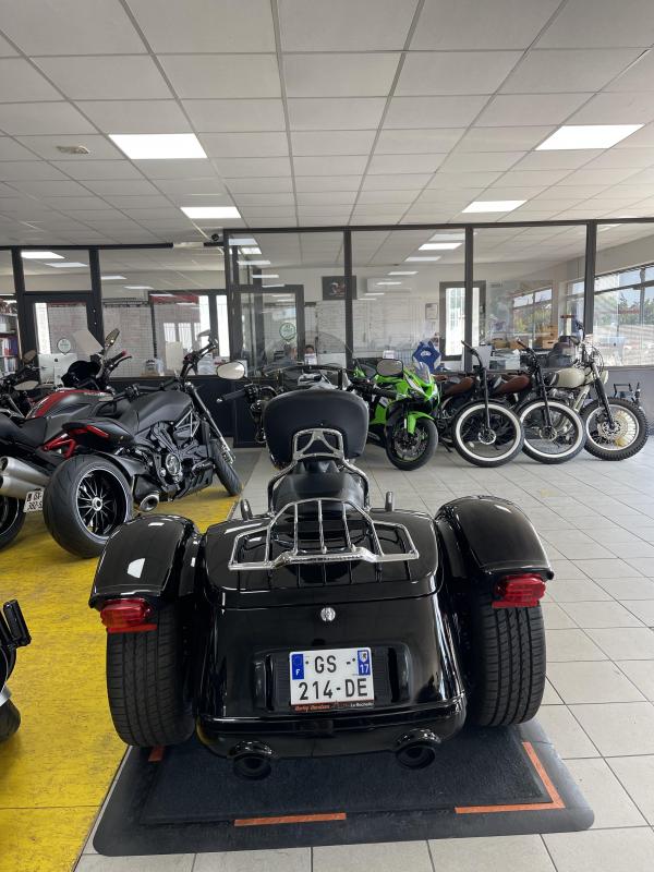 Harley Davidson 1868 FREEWHEELER TRI GLIDE REP.ECH.POSS 30 999