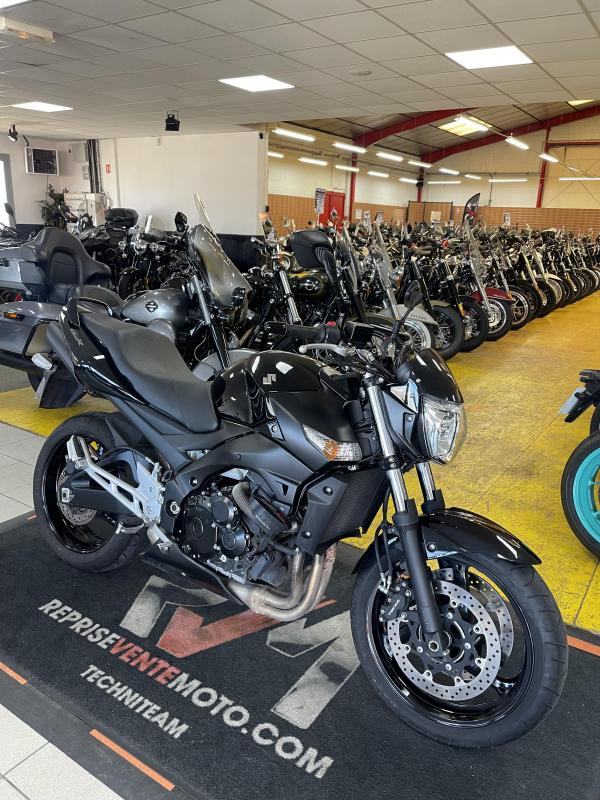 Suzuki 600 GSR REP.ECH.POSS 3 699
