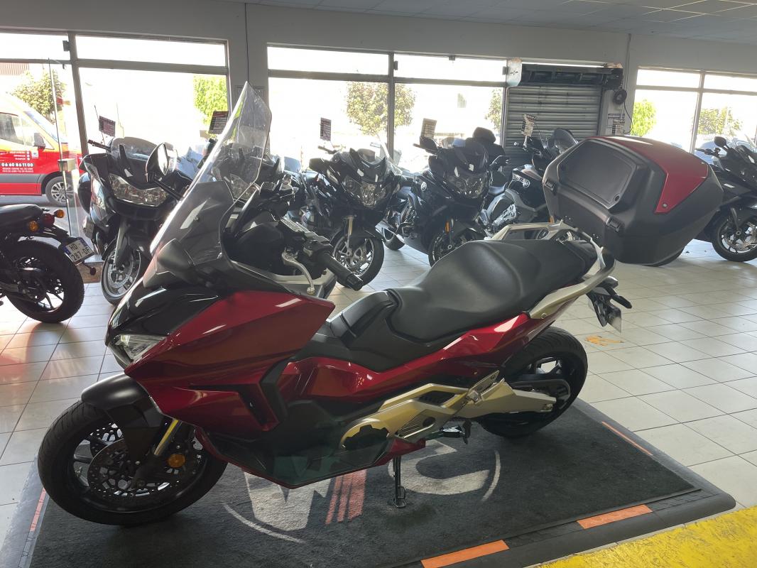 Honda 750 FORZA REP.ECH.POSS 7 599