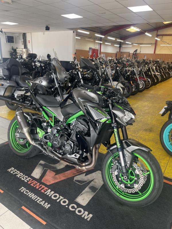 Kawasaki Z900 REP.ECH.POSS 7 599