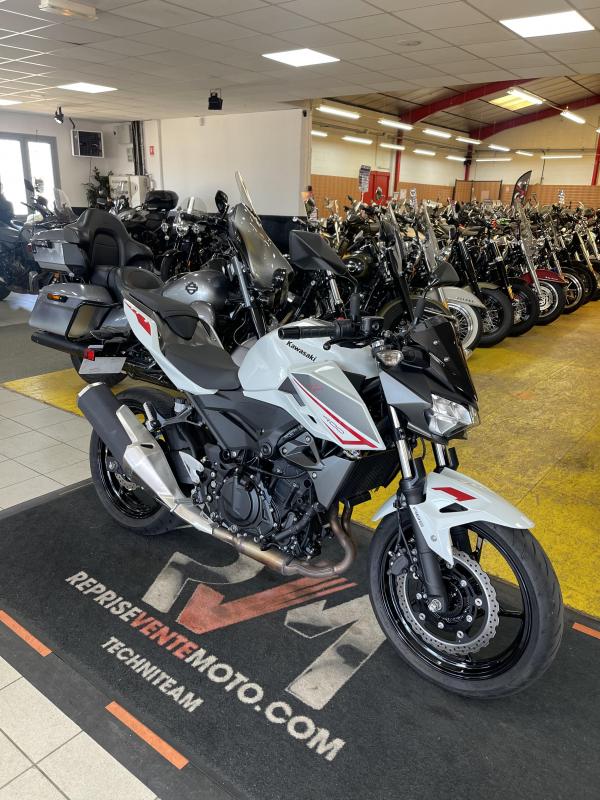 Kawasaki Z400 REP.ECH.POSS 4 799