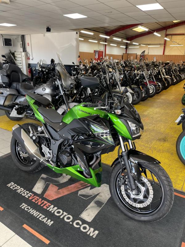Kawasaki Z300 REP.ECH.POSS 3 999