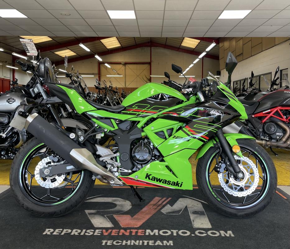 Kawasaki NINJA 125 REP.ECH.POSS 4499€