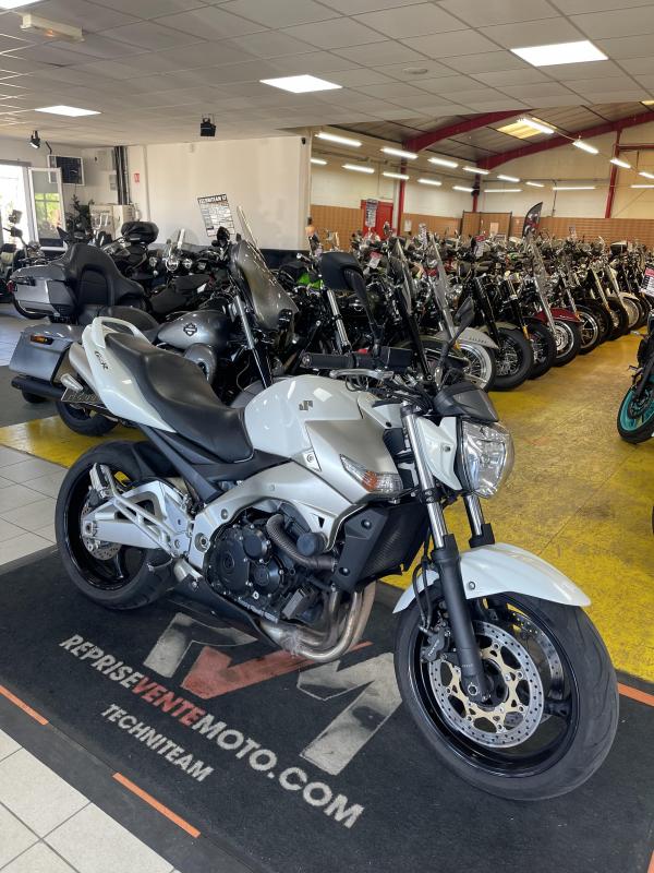 Suzuki 600 GSR REP.ECH.POSS 2 699