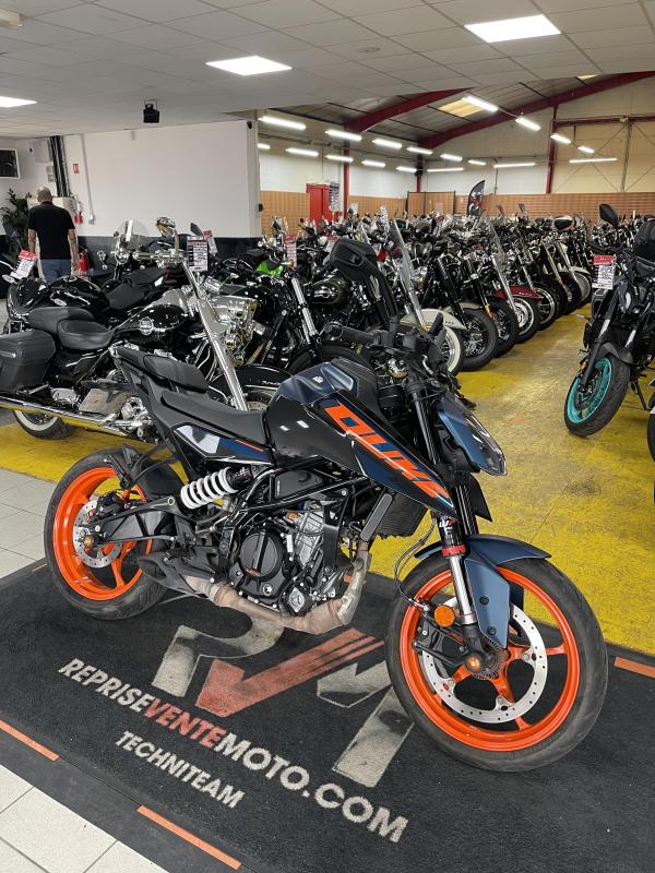 KTM 125 DUKE REP.ECH.POSS 3 699