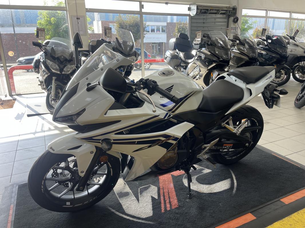 Honda CBR500R REP.ECH.POSS 5 499