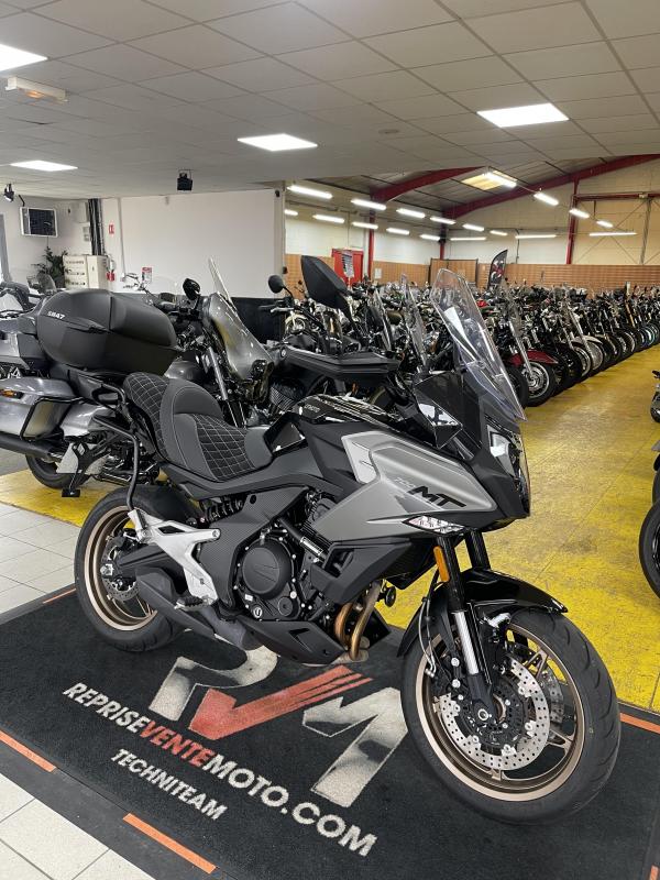 CF Moto MT 700 REP.ECH.POSS 4 999