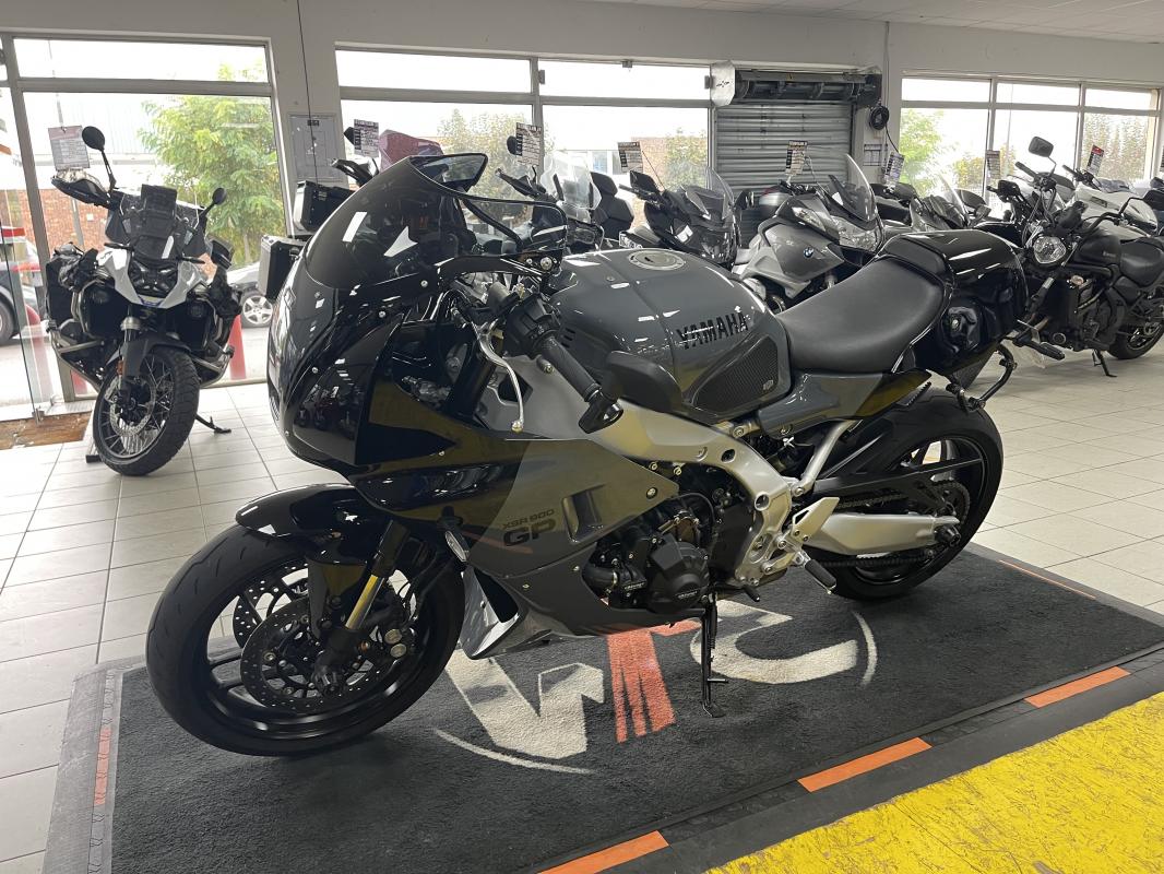 Yamaha XSR 900 GP REP.ECH.POSS 9 599