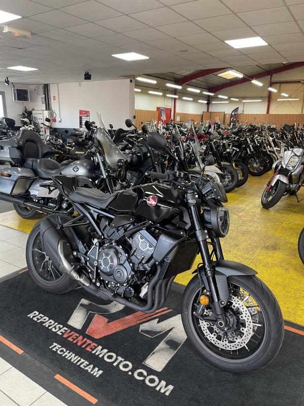 Honda CB1000R BLACK EDITION REP.ECH.POSS 10 799