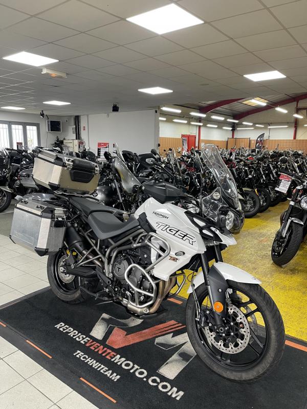 Triumph TIGER 800 XRX REP.ECH.POSS 8 199