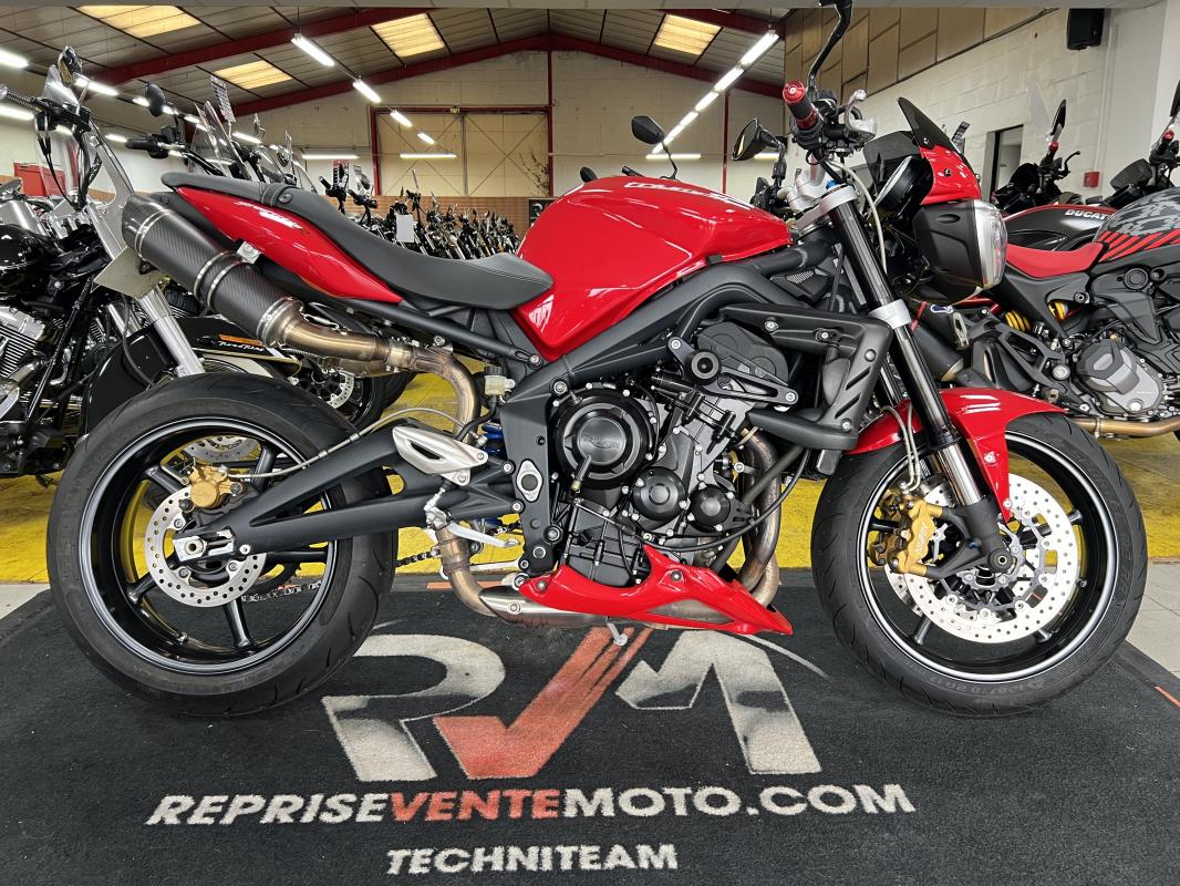 Triumph 675 STREET TRIPLE R REP.ECH.POSS 6499€