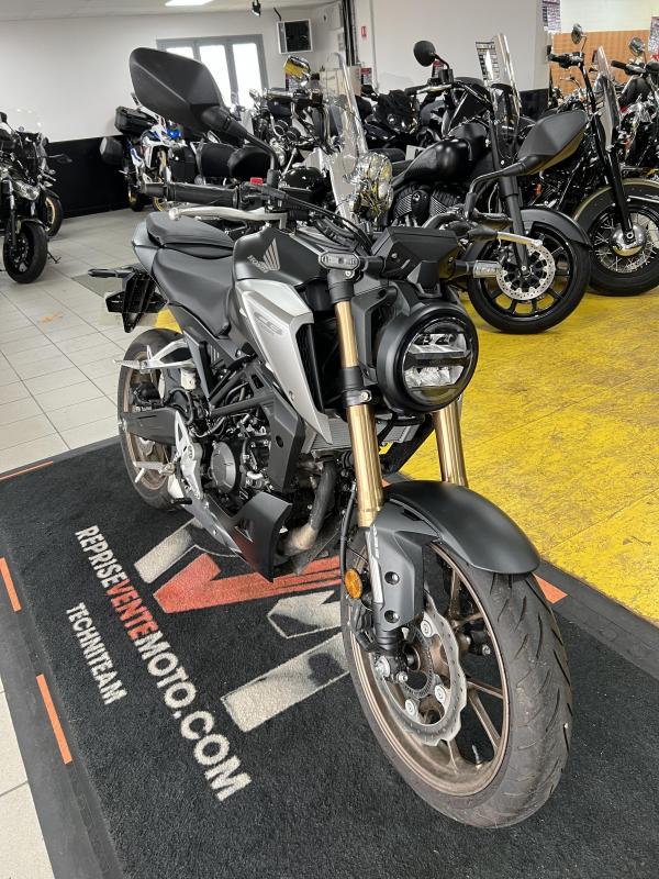 Honda CB 125 R REP.ECH.POSS 3 999