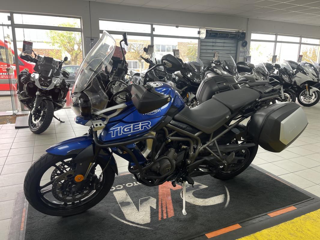 Triumph 800 XRX REP.ECH.POSS 7 299