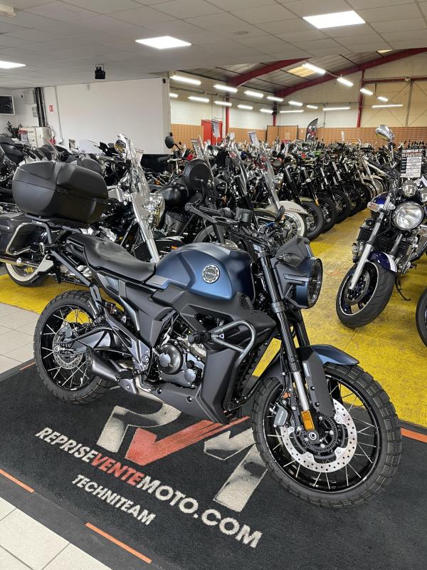 Zontes 125 SCRAMBLER REP.ECH.POSS 2 899