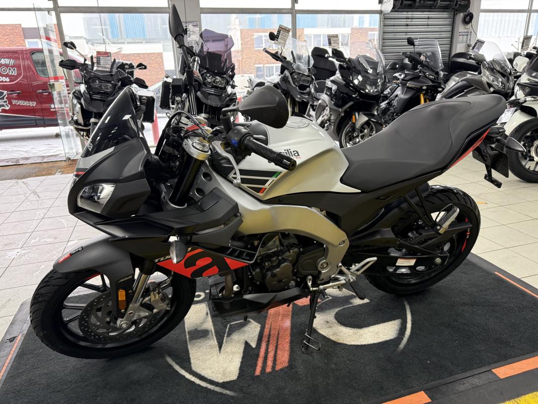 Aprilia 125 TUONO REP.ECH.POSS 2 399