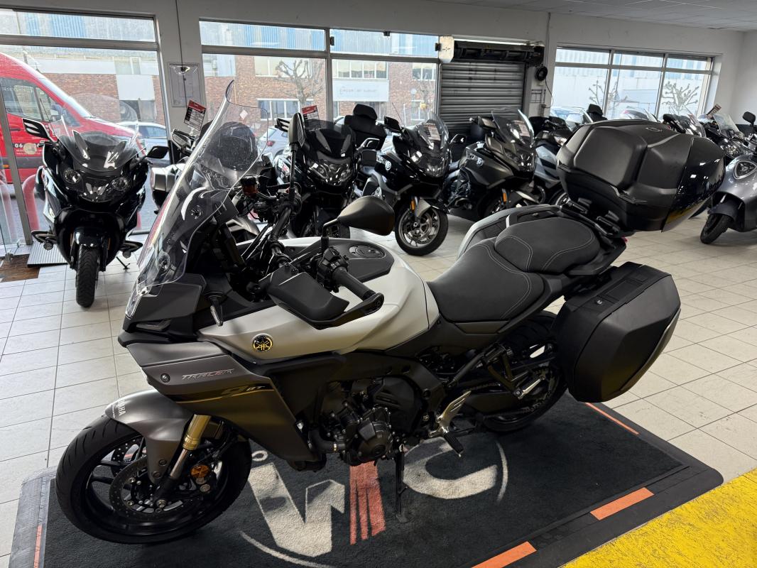 Yamaha TRACER 9 GT Y-AMT REP.ECH.POSS 13 899
