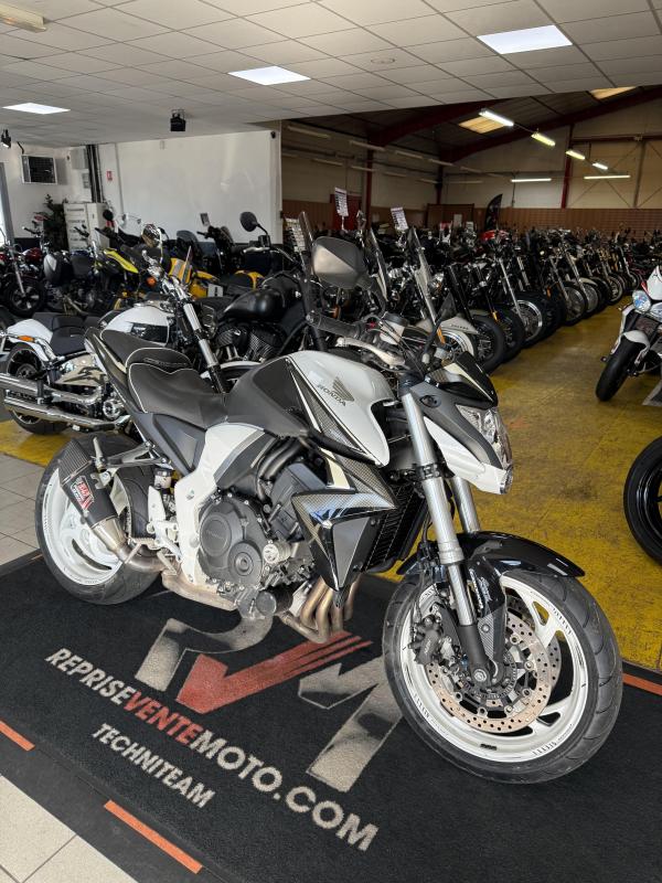 Honda CB1000R REP.ECH.POSS 6 299