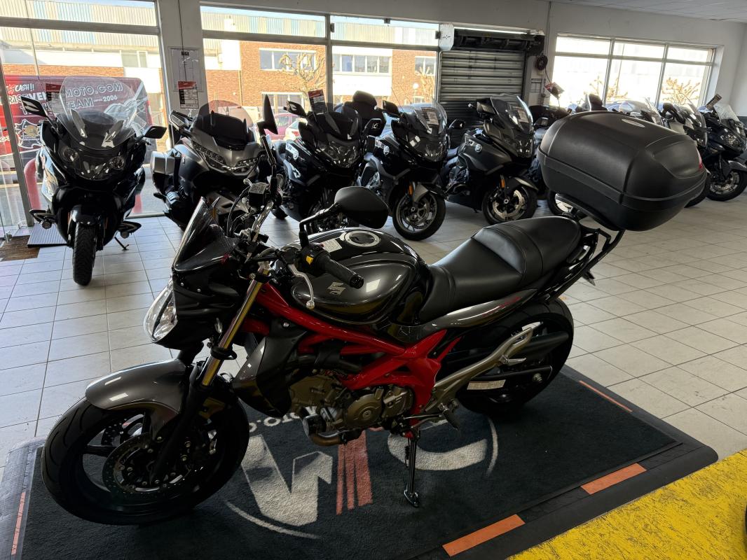 Suzuki 650 GLADIUS BRIDABLE A2 REP.ECH.POSS 3 999