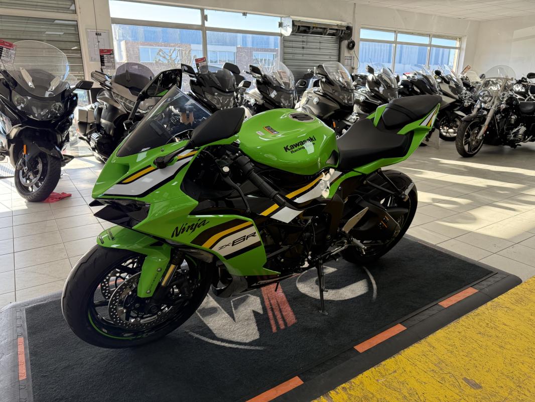 Kawasaki ZX6R REP.ECH.POSS 9 899