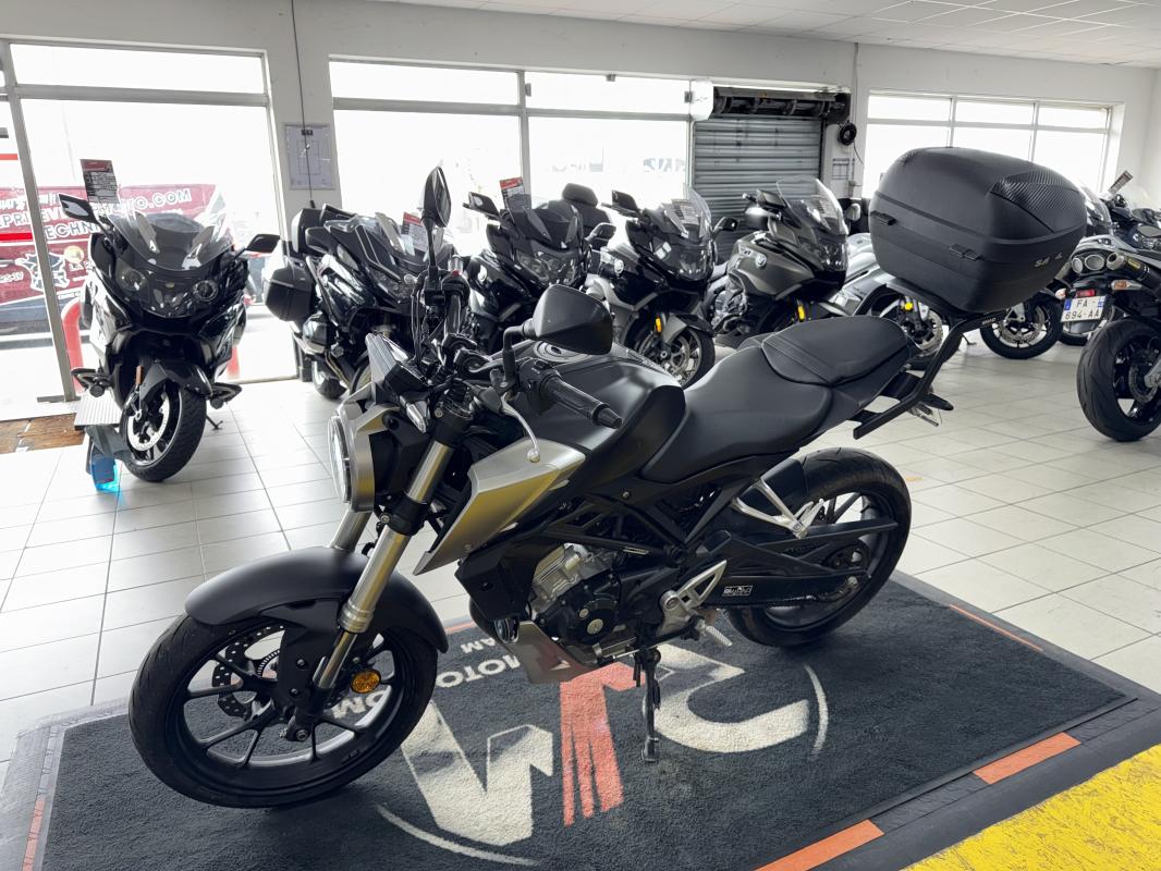 Honda CB125R REP.ECH.POSS 3 199