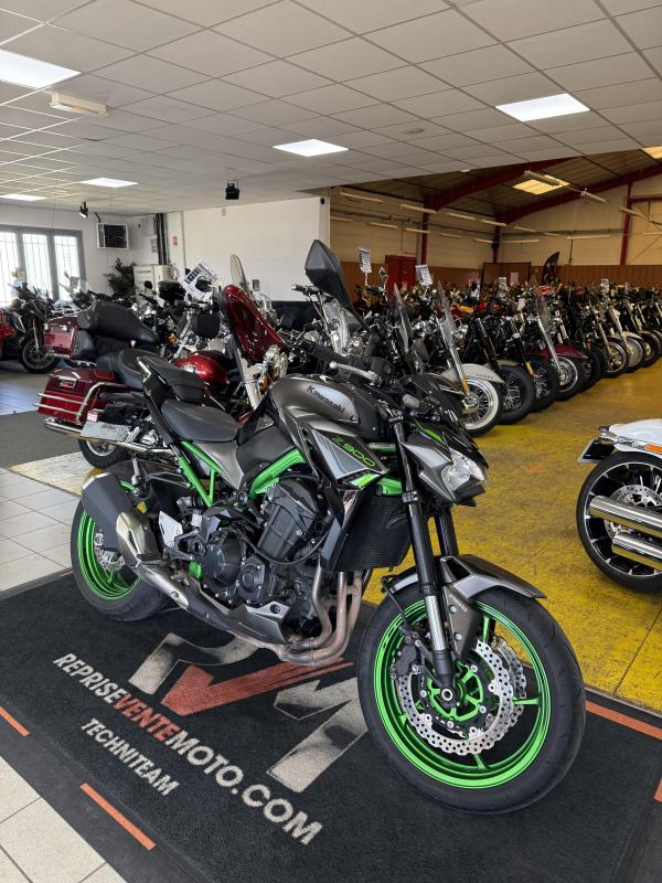 Kawasaki Z900 REP.ECH.POSS 7 499