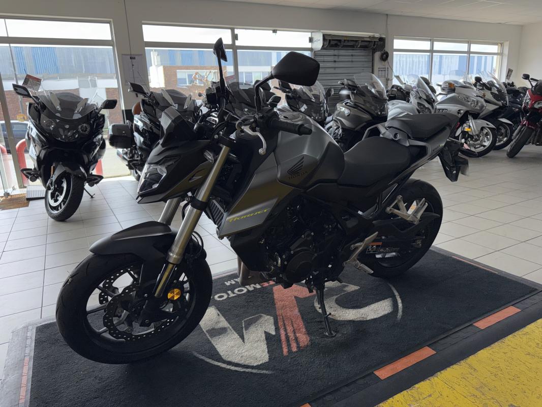 Honda 750 HORNET REP.ECH.POSS 6 399