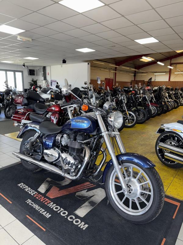 Triumph AMERICA REP.ECH.POSS 3 299