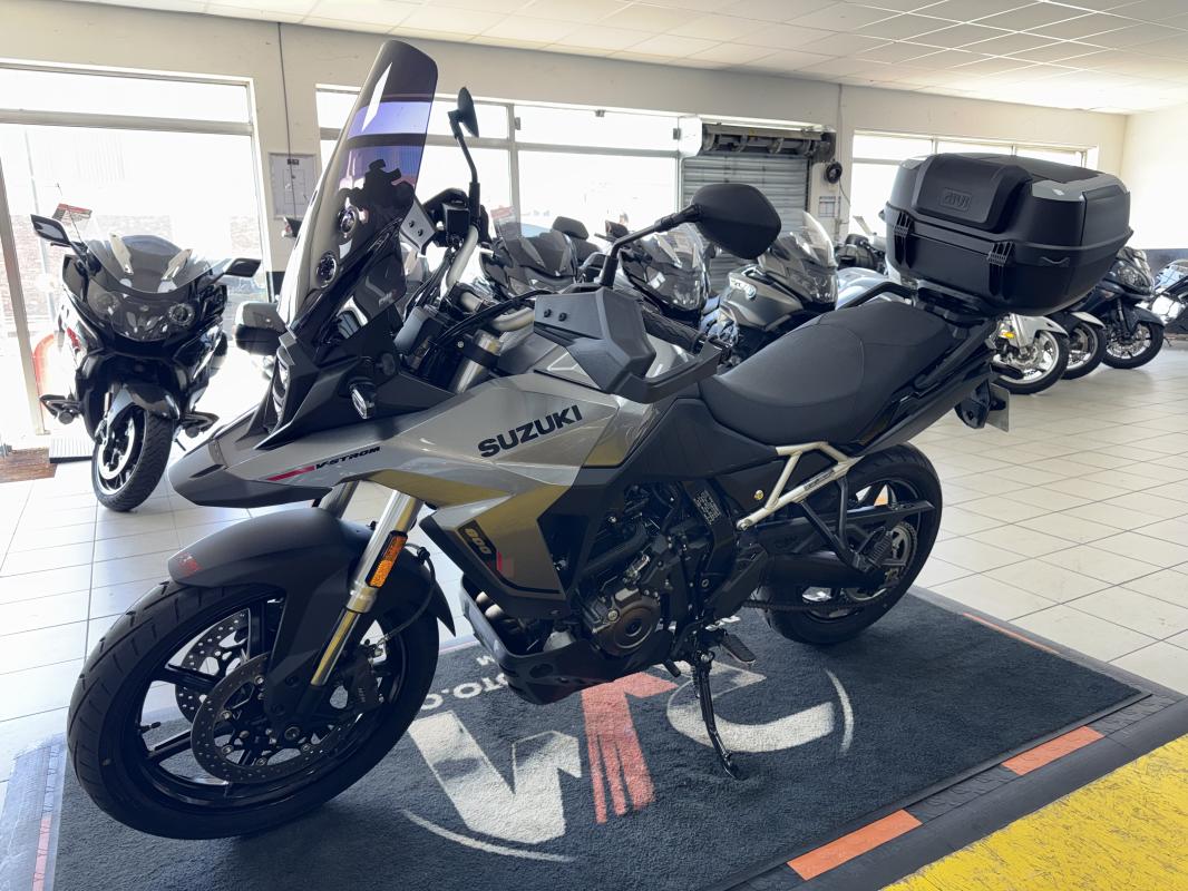 Suzuki 800 V-STROM REP.ECH.POSS 8 499