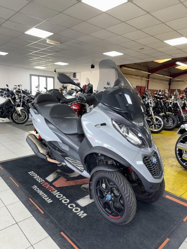 Piaggio MP3 500 HPE REP.ECH.POSS 4 599