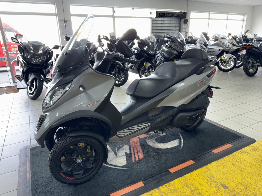 Piaggio MP3 500 HPE REP.ECH.POSS 4 599
