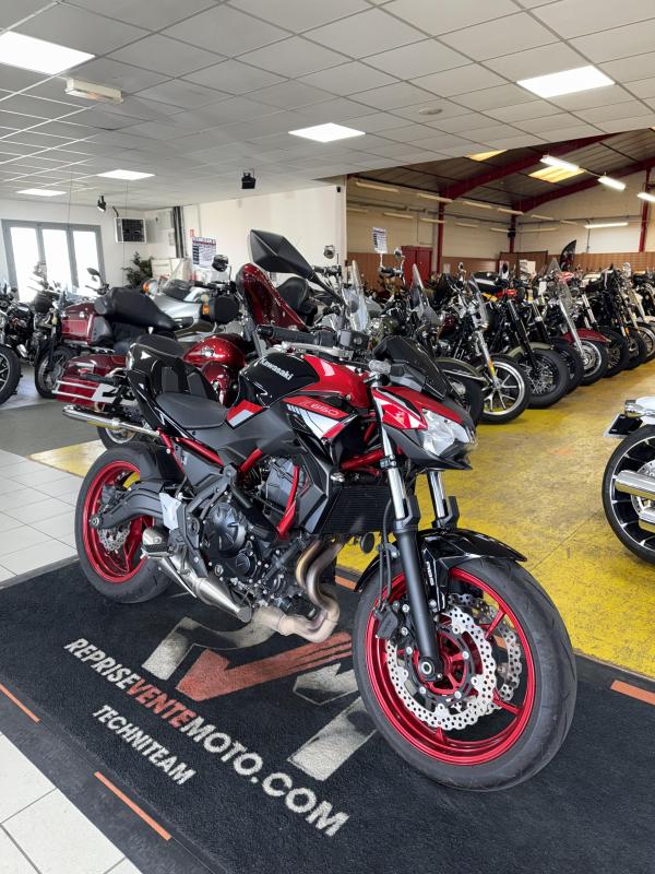 Kawasaki Z650 A2 REP.ECH.POSS 6 399