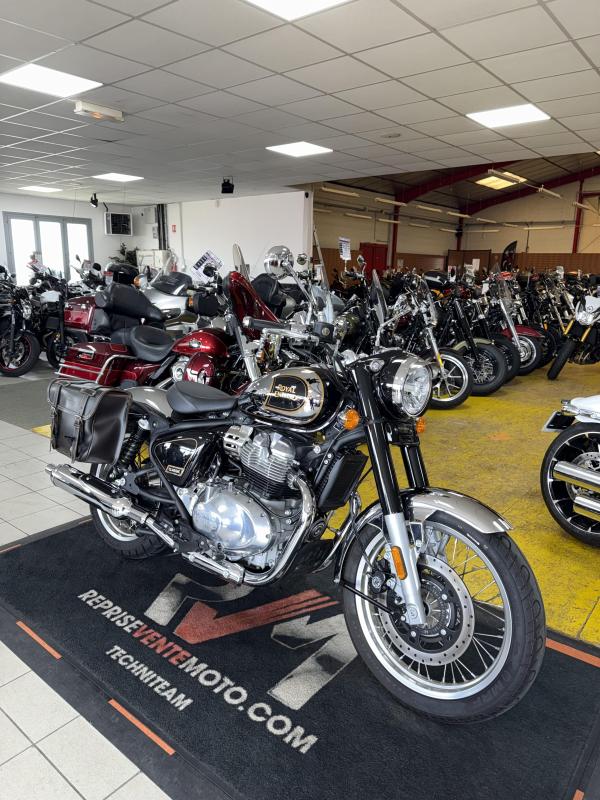 Royal Enfield 650 CLASSIC REP.ECH.POSS 5 699