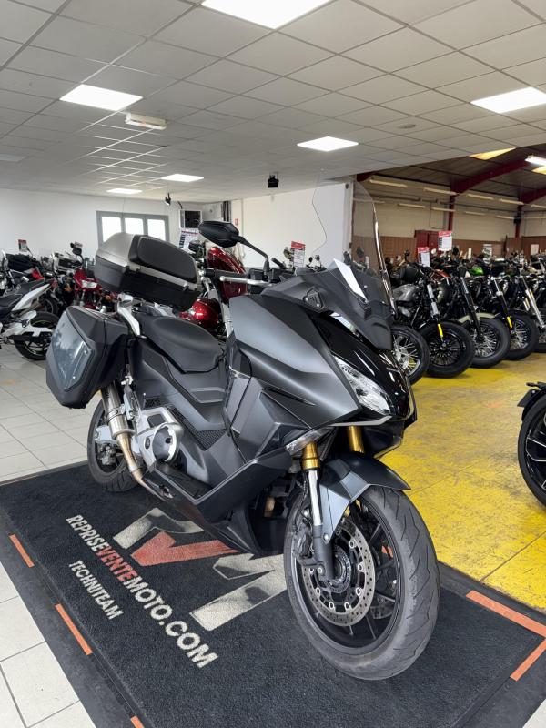 Honda 750 FORZA REP.ECH.POSS 8 199