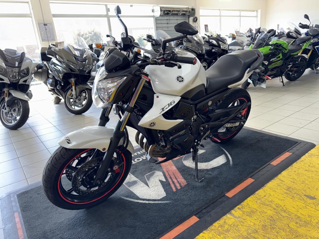 Yamaha XJ6 REP.ECH.POSS 3 999