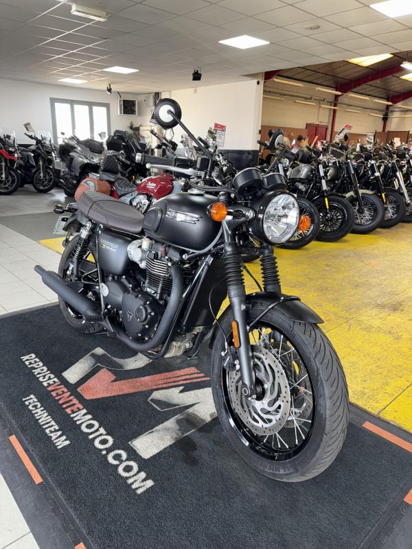 Triumph T120 BLACK REP.ECH.POSS 9 999