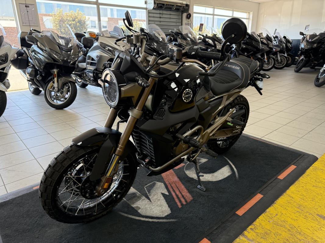 Zontes 125 SCRAMBLER REP.ECH.POSS 2 599