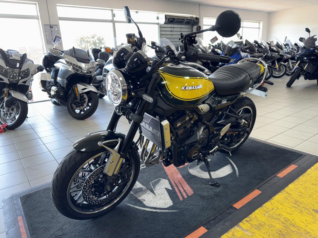 Kawasaki Z 900 RS REP.ECH.POSS 9 599