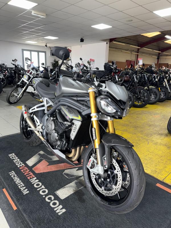 Triumph SPEED TRIPLE 1200 RS REP.ECH.POSS 11 499
